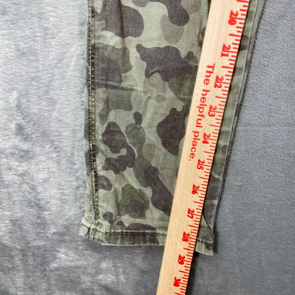 Lucky Brand The Cargo Pants Women's Size 0/25 Green Camo Cotton - Picture 8 of 10